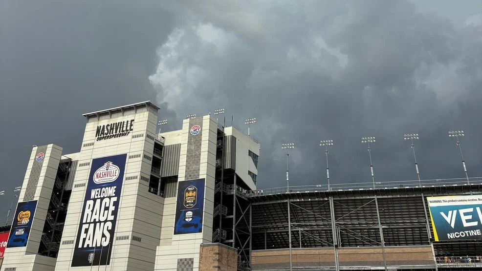 Storms delay start of Music City Grand Prix at Nashville Superspeedway